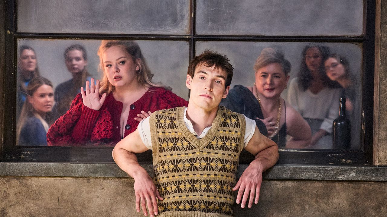 BANG! ZAP! hanging World of Studio Sound Effects, image size:1280x720